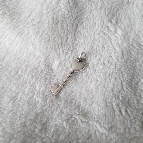 Tiffany Heart Key with Blue Enamel, Mini - Picture 3 of 5